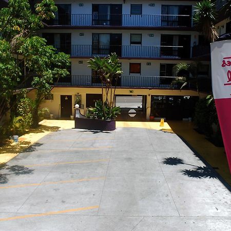 Hotel Suites Royal Tijuana Bagian luar foto
